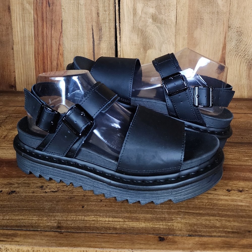 Dr. Martens Voss Platform Sandal